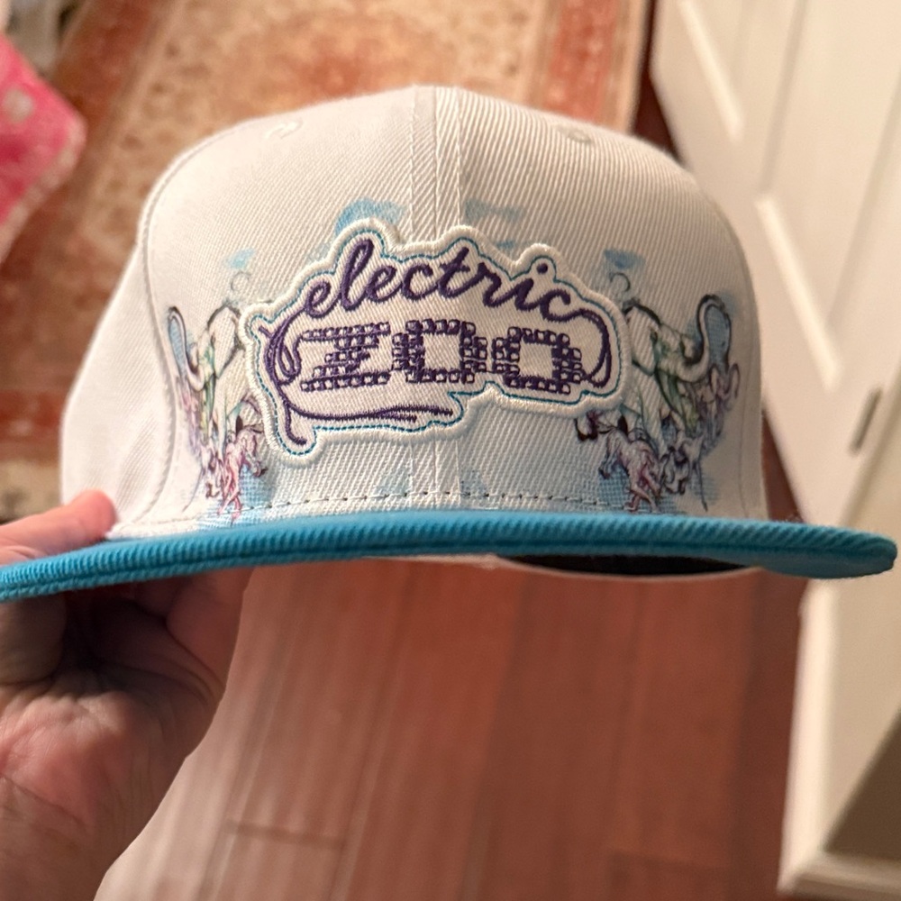 Electric Zoo White and Blue Cap